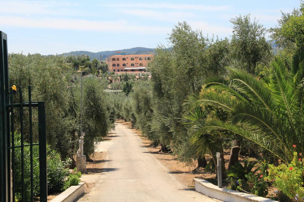 Villaggio Mare Blu Vieste Exterior foto